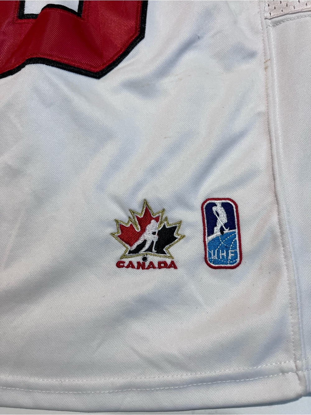 Nike Team Canada Jonathan Toews #16  men’s Hockey Jersey Sz large - Picture 13 of 16